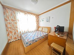 虹桥北区1楼东边户144平三室两卫，全明户型送21平地下室