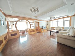 虹桥北区1楼东边户144平三室两卫,全明户型送21平地下室 虹桥北区1楼东边户144平三室两卫,全明户型送21平地下室