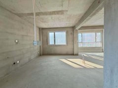 CF华悦新城北区二楼97.75平三室毛坯房仅售28.8万