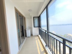 华发樱花湖21楼101平89.8万