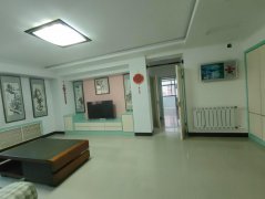 CF得润东区三楼113平精装修三室楼房39.8万