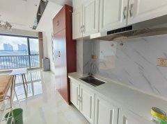 铂斯酒店8楼一室一厅 家具家电齐全 拎包入住