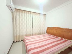 自在香滨一期电梯9楼93平两室北客厅精装