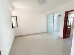 荣盛小区10楼 全明户型 简装未住 2居室带地下室 支持贷款