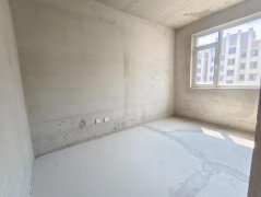 人民医院附近 润德名园 电梯16楼边户135平三室两卫 支持