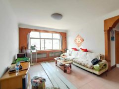 CF黎明中区三楼126平三室简装修48.8万