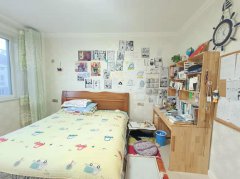 高阳小区步梯5楼不是顶146平三室两卫精装