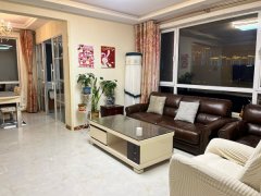 急售香郡小区3楼97平精装修3居室拎包入住