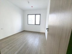 新城悦隽 电梯9楼128 带车位 精装未住 一梯一户 2卫 