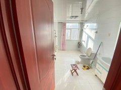 上都苑三楼93平两室精装带24平车库49.8万诚心出售