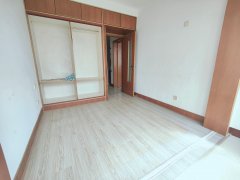 送地下室！送车库！捡大漏35.8万！得润居4楼 82平 3室