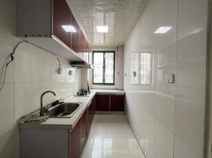 丹霞小区框架1楼 100平 带中阳空调 3卧室 精装s