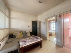 黎明中区步梯5楼（顶）74平三室简装