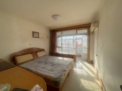 黎明中区步梯5楼（顶）74平三室简装