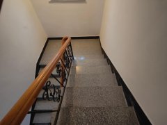 别墅212平 捡漏45.8万 黎明4层 实300平 2车库