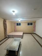 德平北区31平车库带家具家电可居住可办公出租