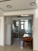 三环西区电梯11楼125平三室两厅精装修家具家电齐全拎包入住