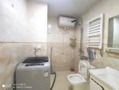 可支持短租！万隆国际13楼，精装一室一厅，家电齐全，拎包入住