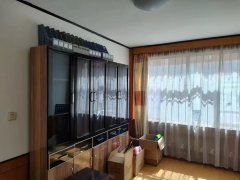 黎明西区一楼125平三室简装带地下室43.8万诚心出售