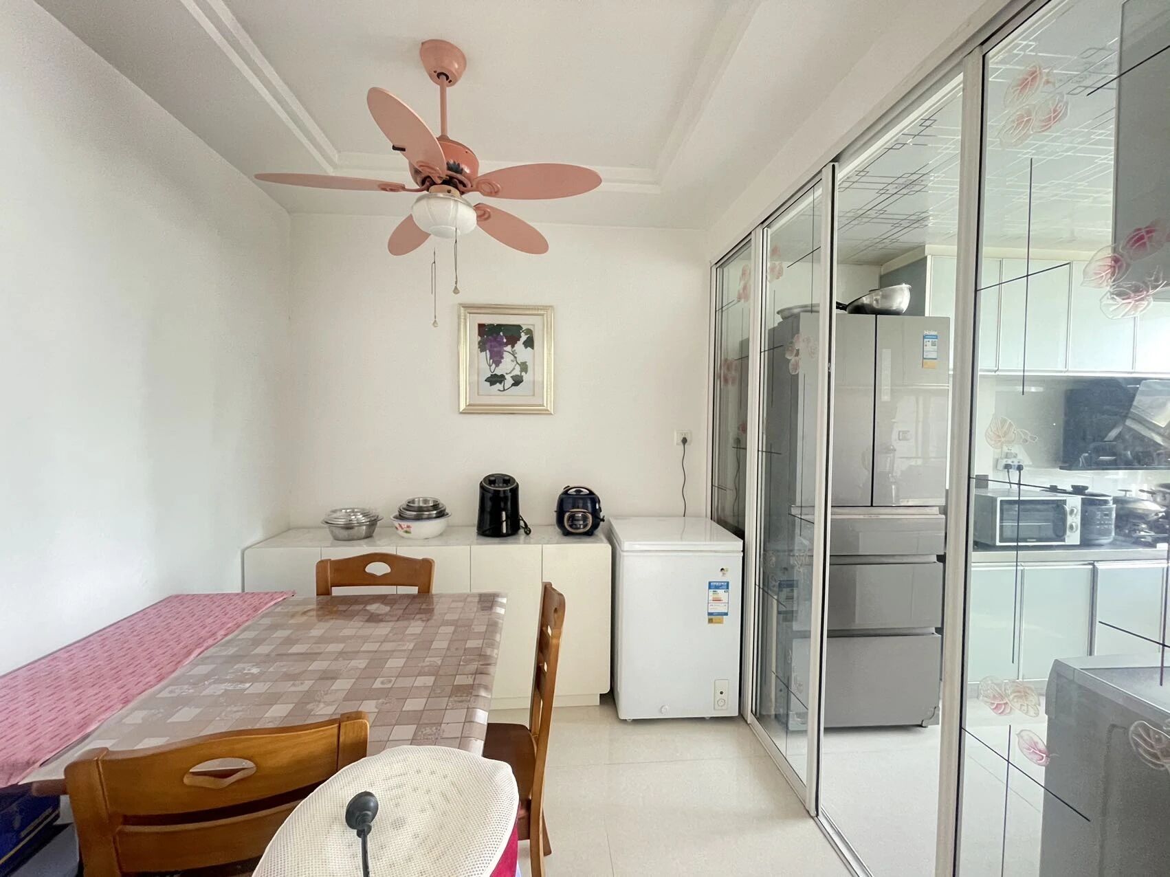 时代广框架 3楼 96平 2卧室 精装 保持好 42.8万 时代广框架 3楼 96平 2卧室 精装 保持好 42.8万