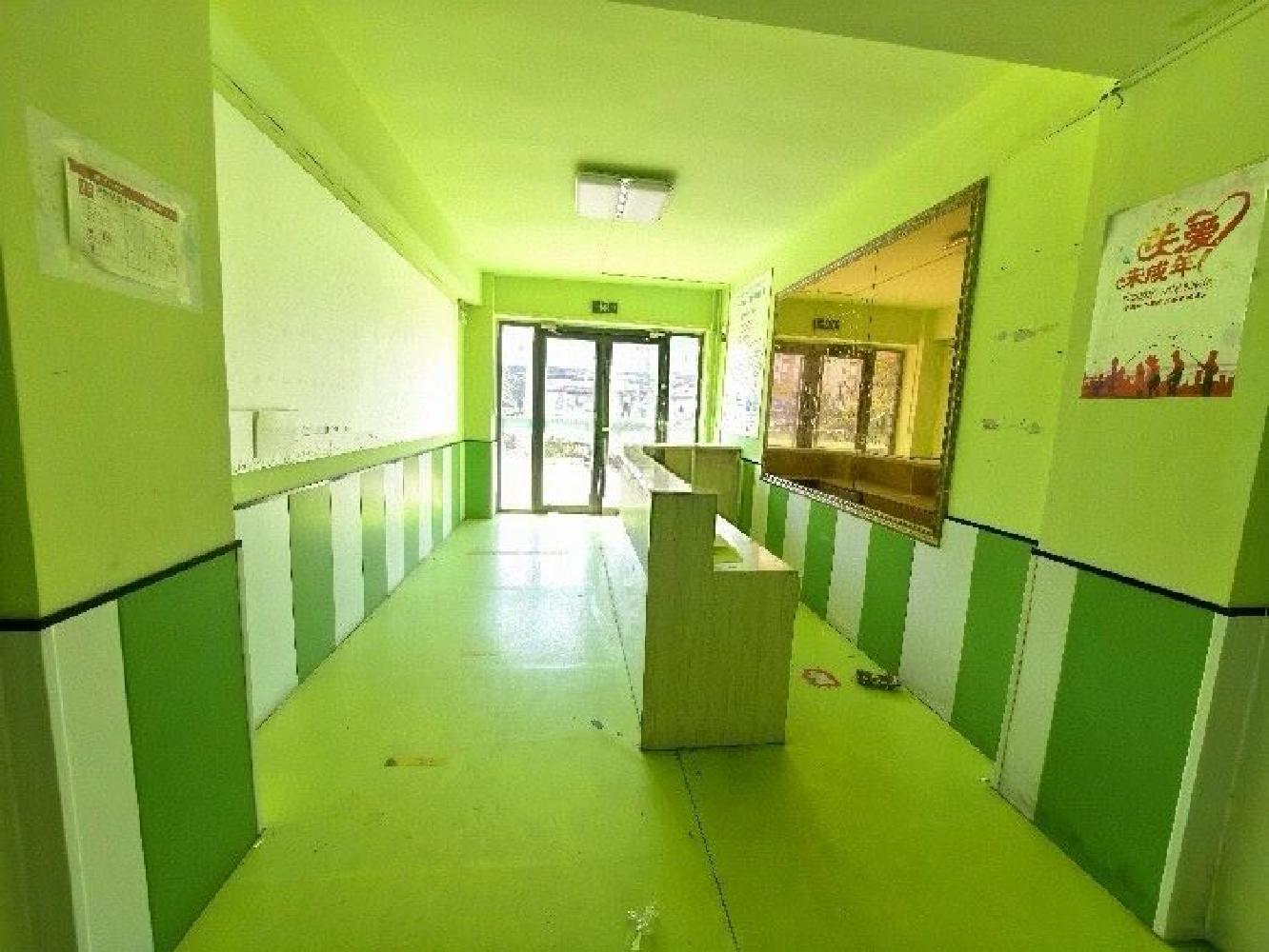 门市房 大润发东 刘家小区2层 378平 捡大漏4200 门市房 大润发东 刘家小区2层 378平 捡大漏4200