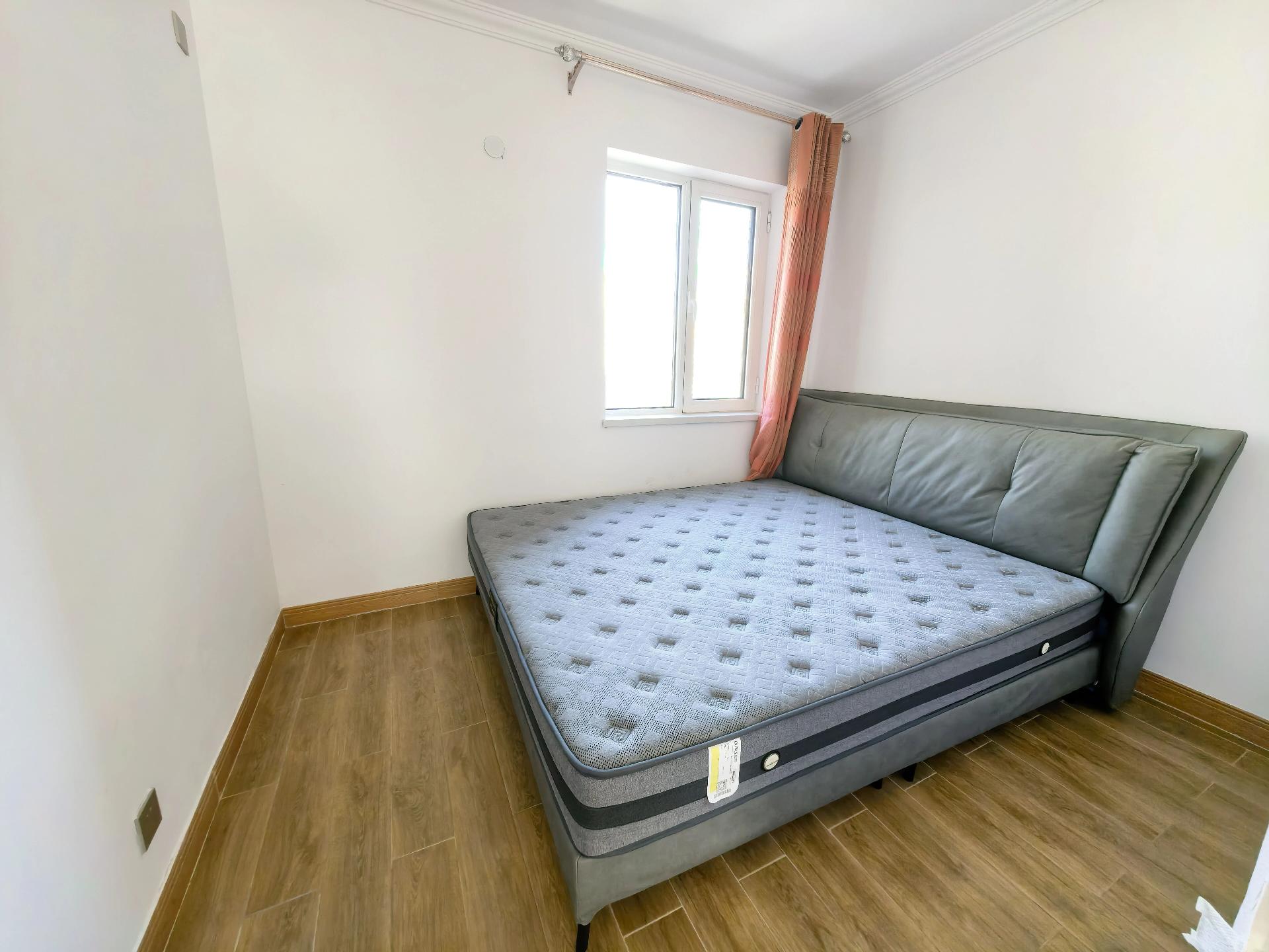 降!自在香滨 电梯 111平 精装 3室 视野好 送家具家电 降!自在香滨 电梯 111平 精装 3室 视野好 送家具家电