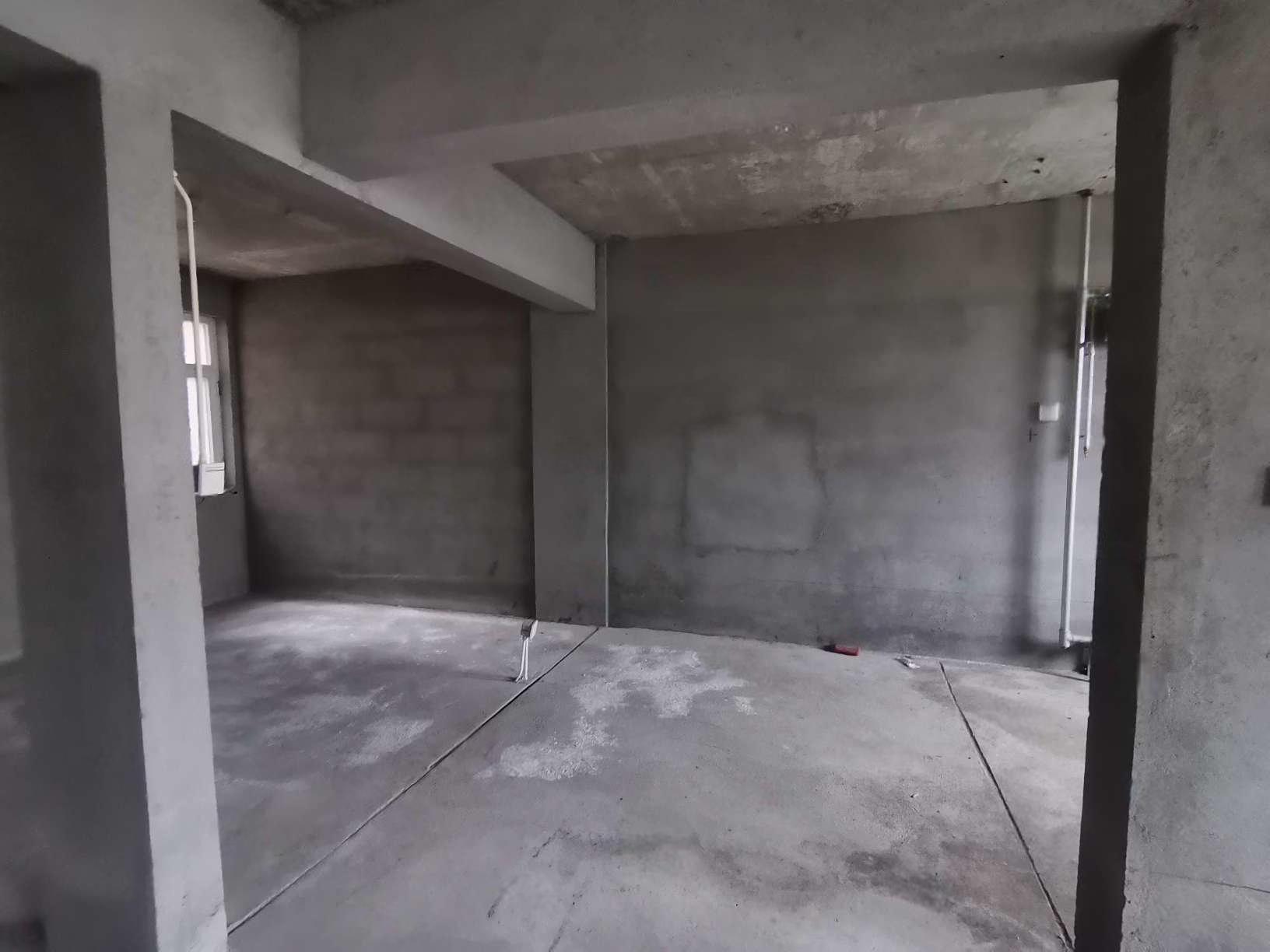 成山锦苑1楼 110平仅售69.8万 3卧室 南北通透毛坯 成山锦苑1楼 110平仅售69.8万 3卧室 南北通透毛坯