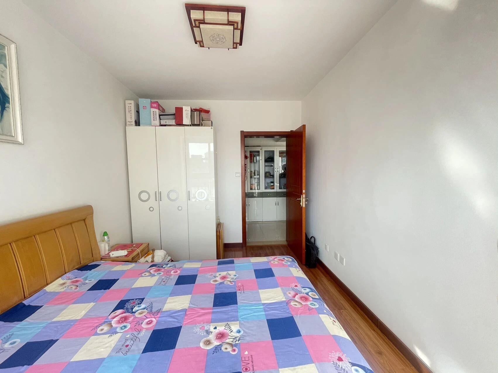 时代广框架 3楼 96平 2卧室 精装 保持好 39.8万 时代广框架 3楼 96平 2卧室 精装 保持好 39.8万