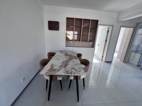 荣盛小区,14楼,精装,三居室,带地下室没住 荣盛小区,14楼,精装,三居室,带地下室没住