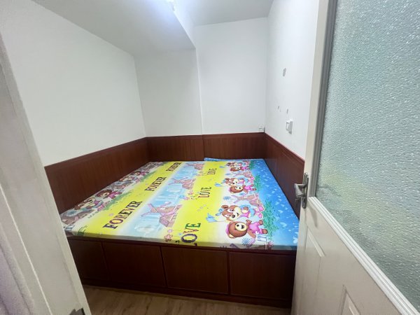 成山奥苑,三楼,93平,三居室,拎包入住,40.8万 成山奥苑,三楼,93平,三居室,拎包入住,40.8万