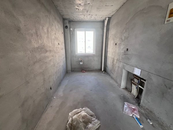 缔景城,三楼相当于二楼,97平,带地下室,32万 缔景城,三楼相当于二楼,97平,带地下室,32万