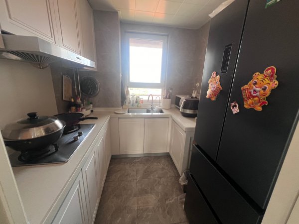 新城悦隽,17楼,128精装婚房,一梯一户,一口价79.8万 新城悦隽,17楼,128精装婚房,一梯一户,一口价79.8万