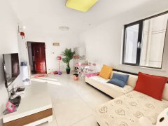 公园一号5楼88平两室一厅带装修 全明户型 证件齐全支持贷款