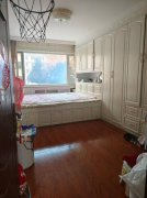 曙光东区1楼 精装修 3室2厅 拎包入住 证全 可贷款