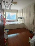 曙光东区一楼120平三室二厅二卫