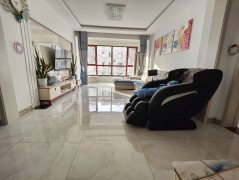 麒麟花园平地3楼相当 2楼125平 带车库 仅60万 2卫