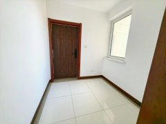 九龙商圈 自在香滨电梯 9楼 2室 93平 精装 南北通透