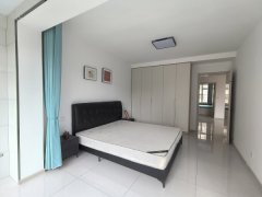 冠岭西区二楼81平三室现代品牌精装带地下室诚心出售