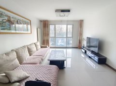 石核馨苑前排2楼边户 全明户型 超大南厅 3室2卫 支持贷款