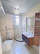 石核馨苑前排2楼边户 全明户型 超大南厅 3室2卫 支持贷款