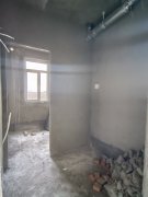 东上富桂园2楼边户 带中央空调 4室2卫 证件齐全