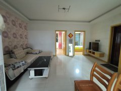 东上雅郡一楼85平两室精装家具家电齐全拎包入住出租