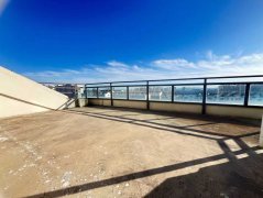 书香世家，平地的5楼阁楼，上下两层118平（下面80），四室