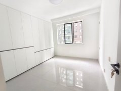 现代精装婚房未住 三环富润苑2楼 93平 3居室 带地下室 