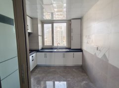 振华对面 丰泽园电梯14楼 精装带全套家具家电 支持贷款