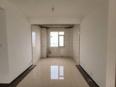 清华园14楼141.7平三室两卫简装带地下室93.8万诚心出