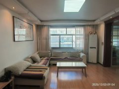 三环南区二楼115平，精装三室改的两室