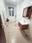 橡胶厂附近 荣安小区电梯8楼 两室一厅 家具家电齐全拎包入住