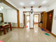 大润发南 仁居小区框架小区4楼92平两室精装