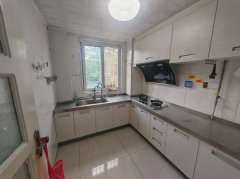 成山奥苑,二楼,90.87平,南客厅,落地窗,46.8万 成山奥苑,二楼,90.87平,南客厅,落地窗,46.8万